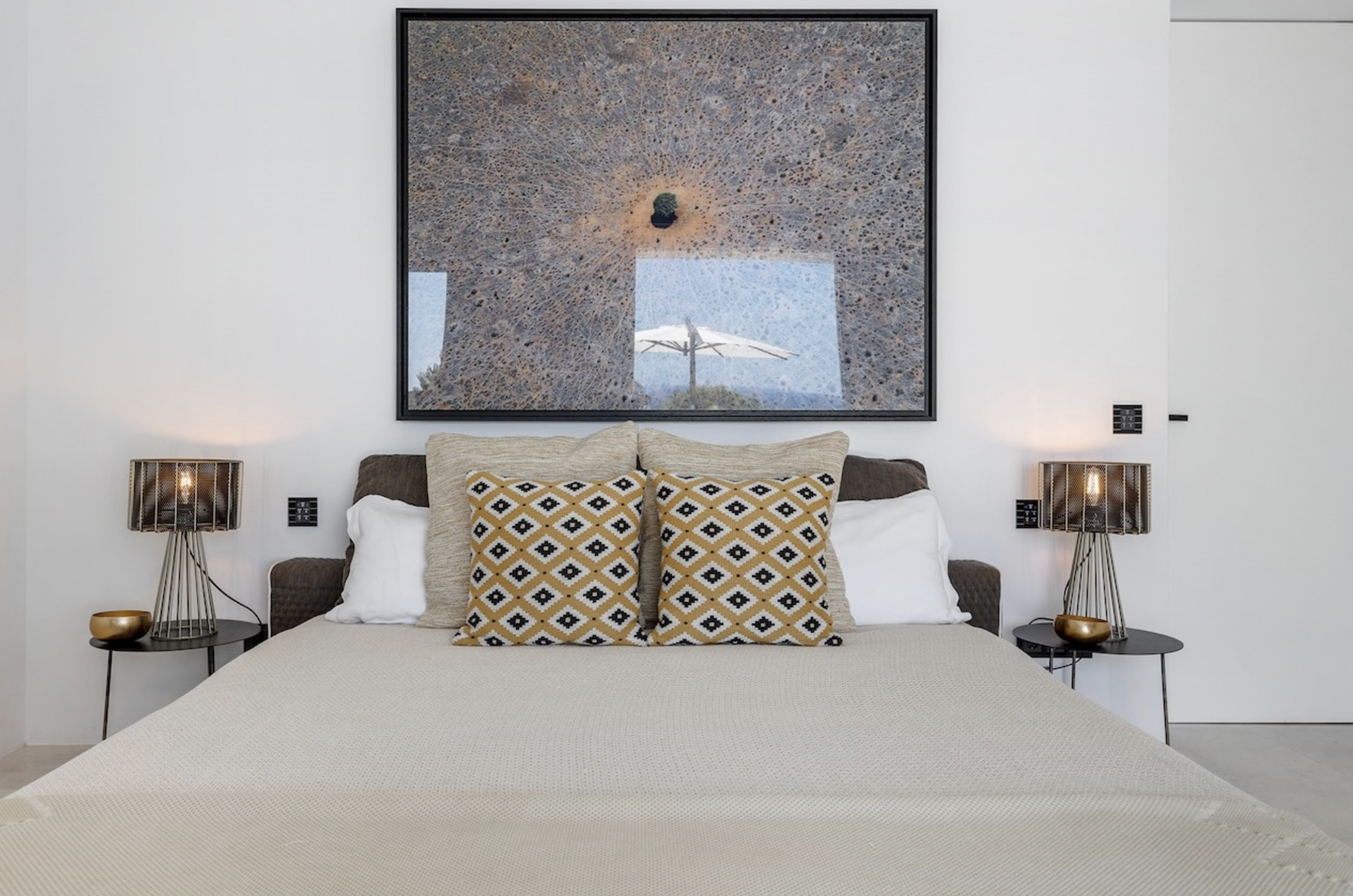 Resa Estates can nemo luxury villa Pep simo Ibiza bedroom 6.png